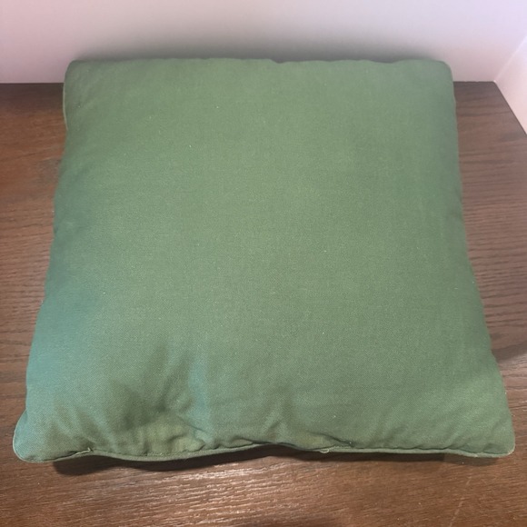 VTG tapestry Christmas-themed throw pillow featuring a cat wearing a Santa hat - Picture 4 of 4